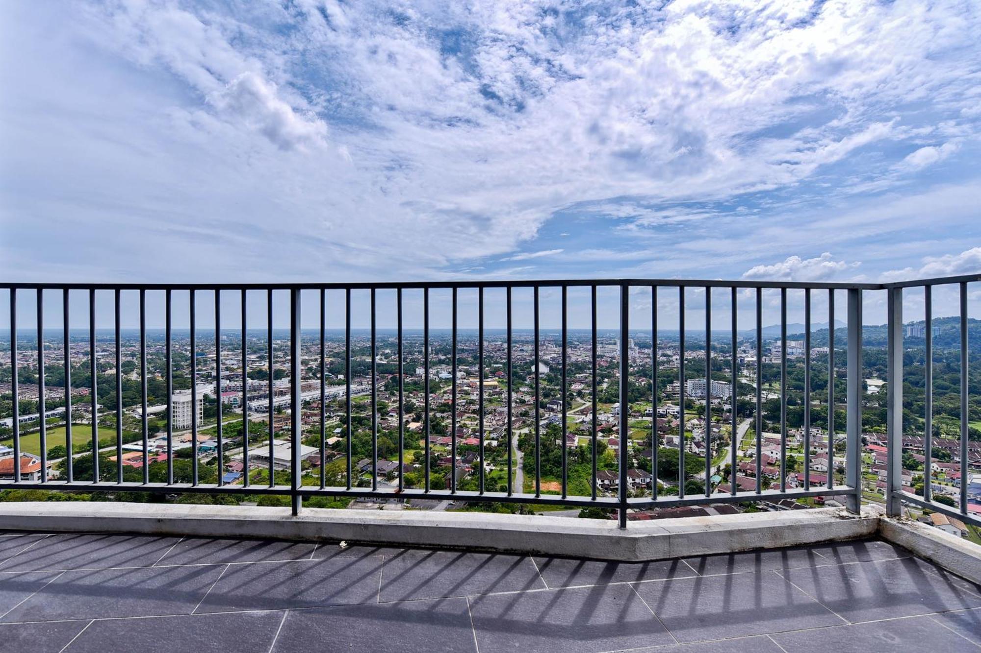 Cozy Sunset View High Floor With Free Wifi Netflix Apartment